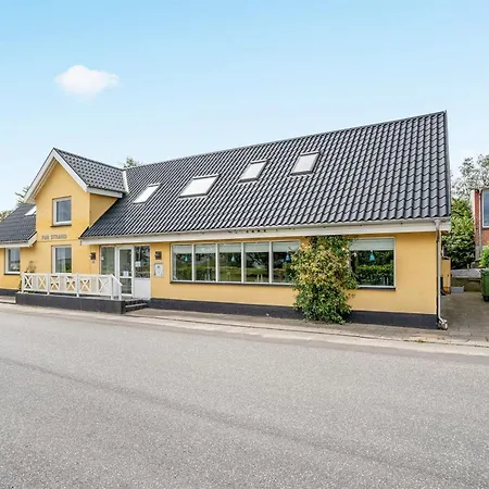 Rina - 30m To The Fjord By Interhome